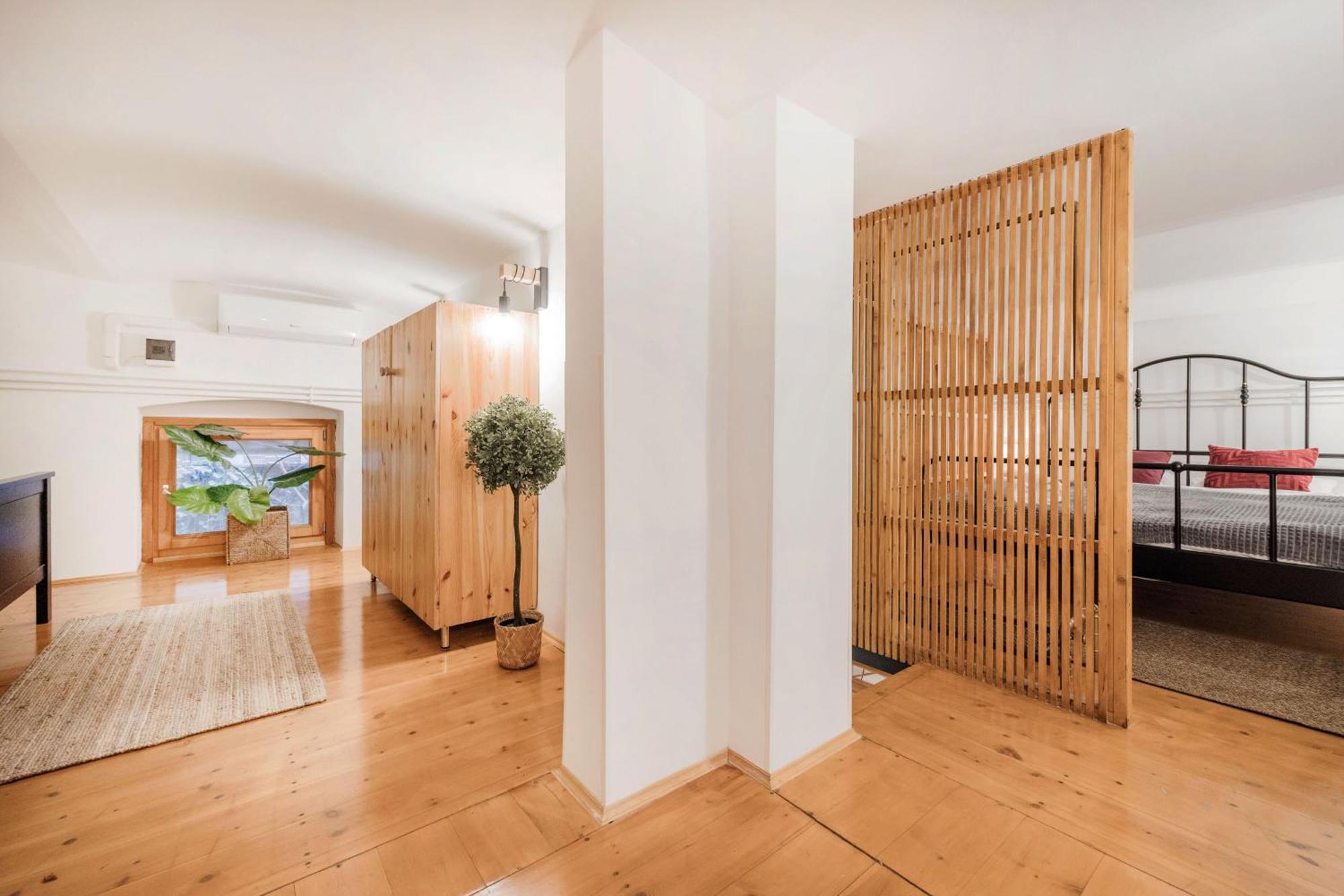 Wellness Wonderland: Garden, Sauna, Jacuzzi In Cbd بودابست المظهر الخارجي الصورة