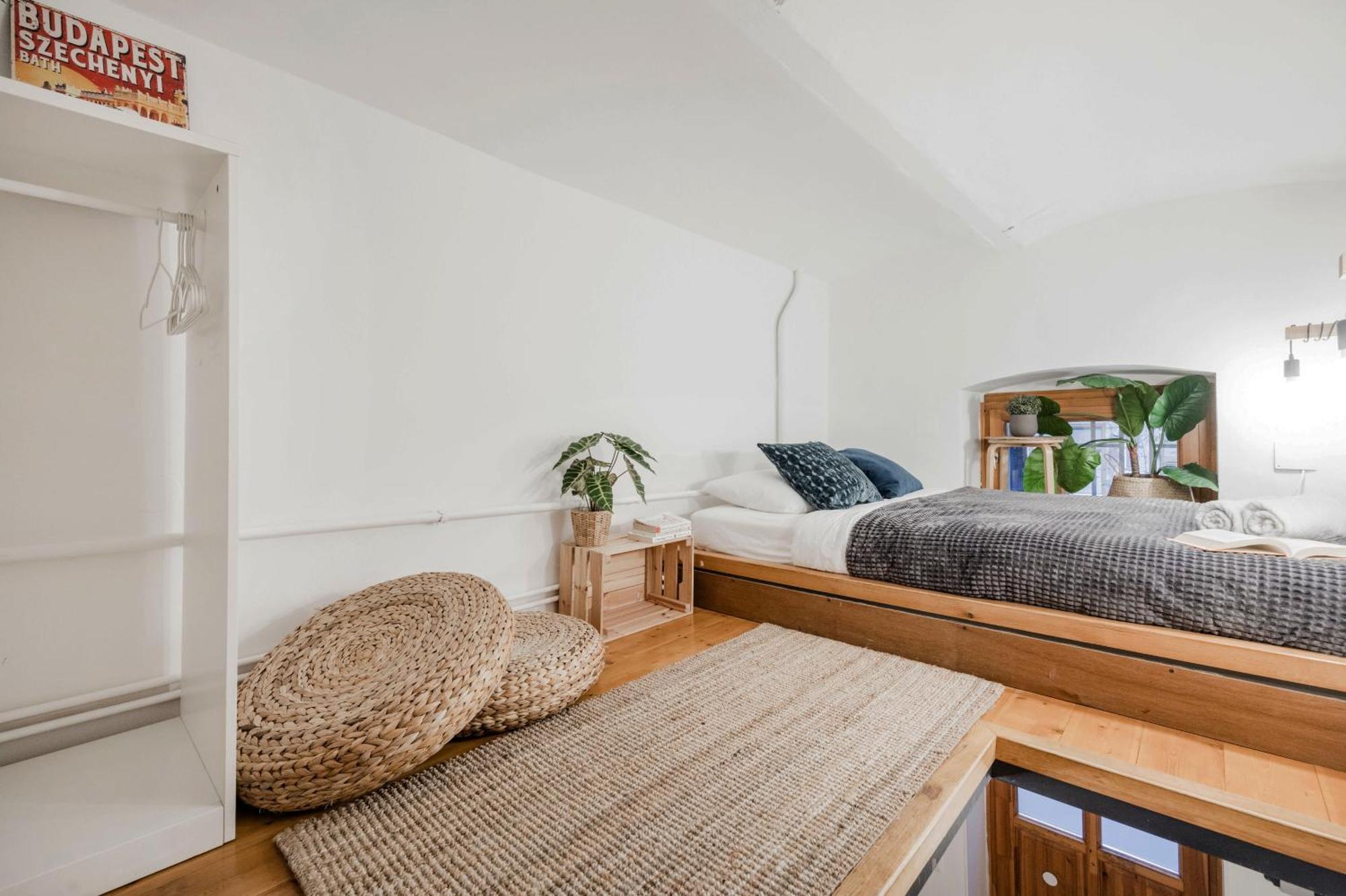 Wellness Wonderland: Garden, Sauna, Jacuzzi In Cbd بودابست المظهر الخارجي الصورة