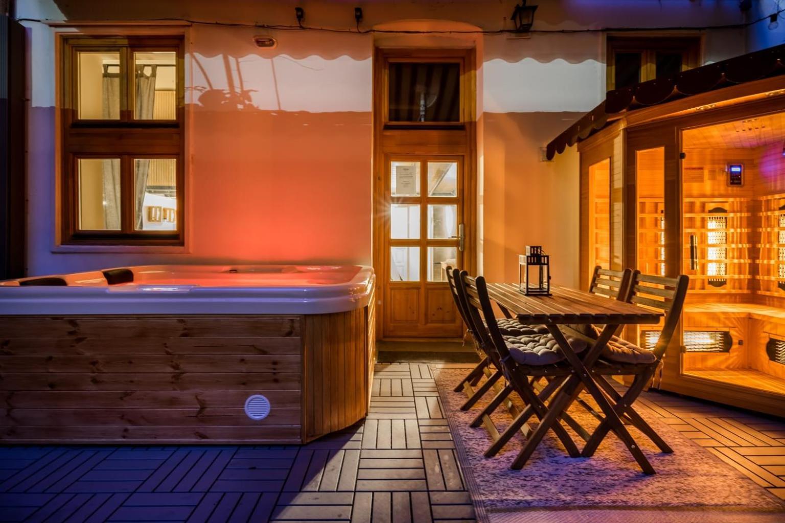 Wellness Wonderland: Garden, Sauna, Jacuzzi In Cbd بودابست المظهر الخارجي الصورة