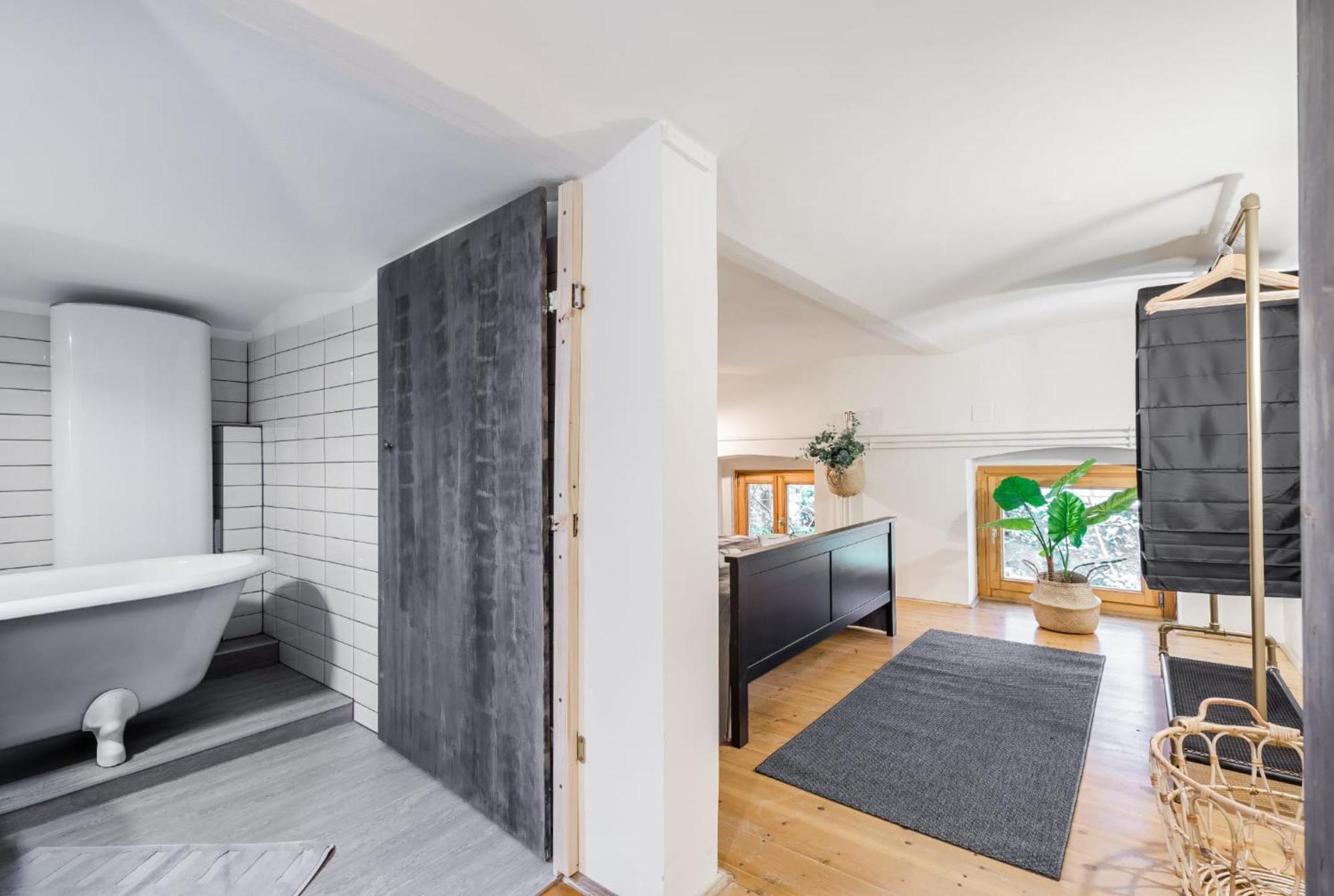 Wellness Wonderland: Garden, Sauna, Jacuzzi In Cbd بودابست المظهر الخارجي الصورة